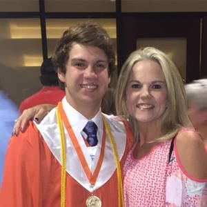 Meet your Posher, Kelli